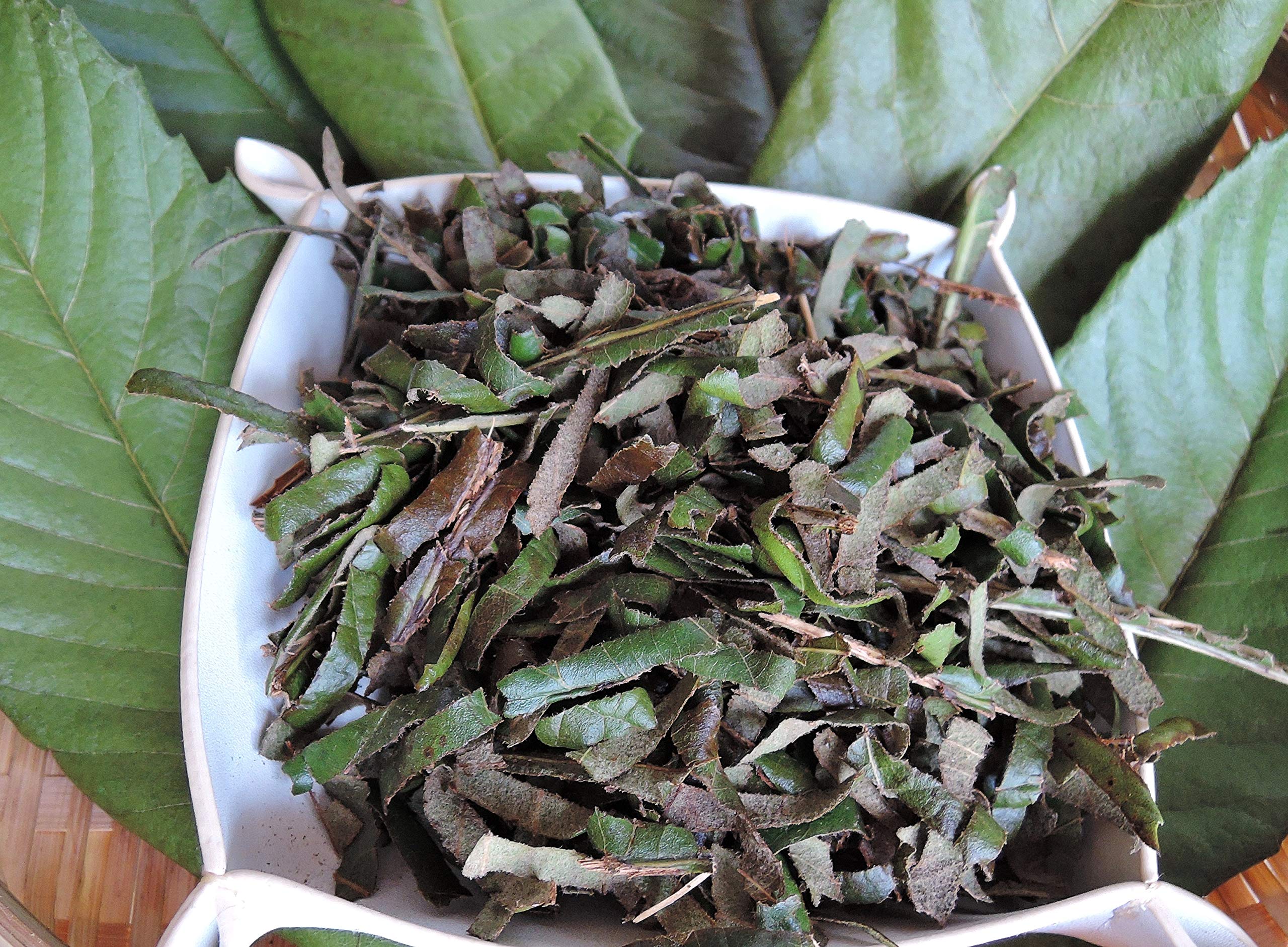 Amazon.co.jp: 信頼の平浦びわ組合 【びわ葉エキスつくり用乾燥葉