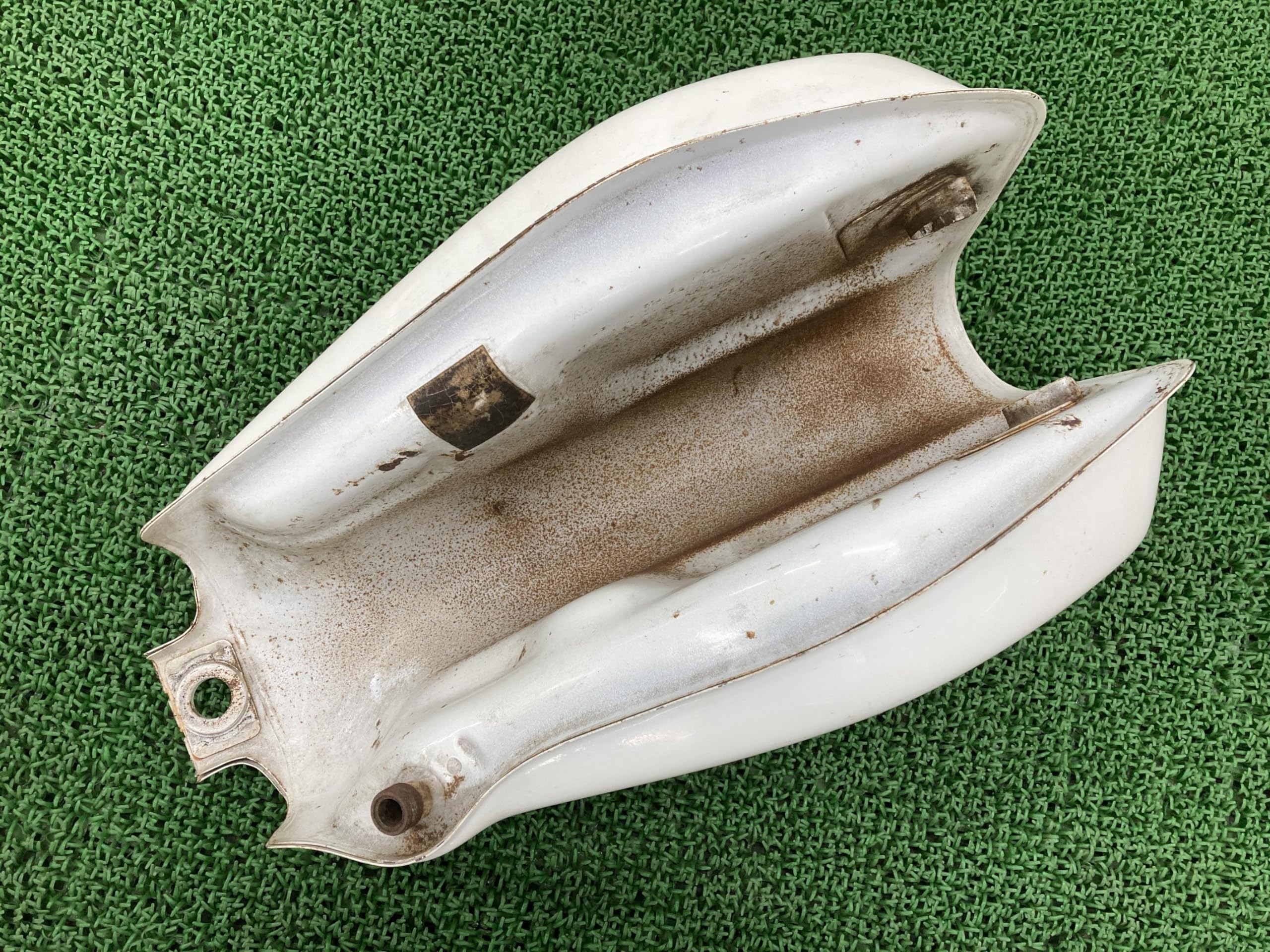 Amazon | Honda(ホンダ) FTR223タンク白純正中古バイク部品22313512