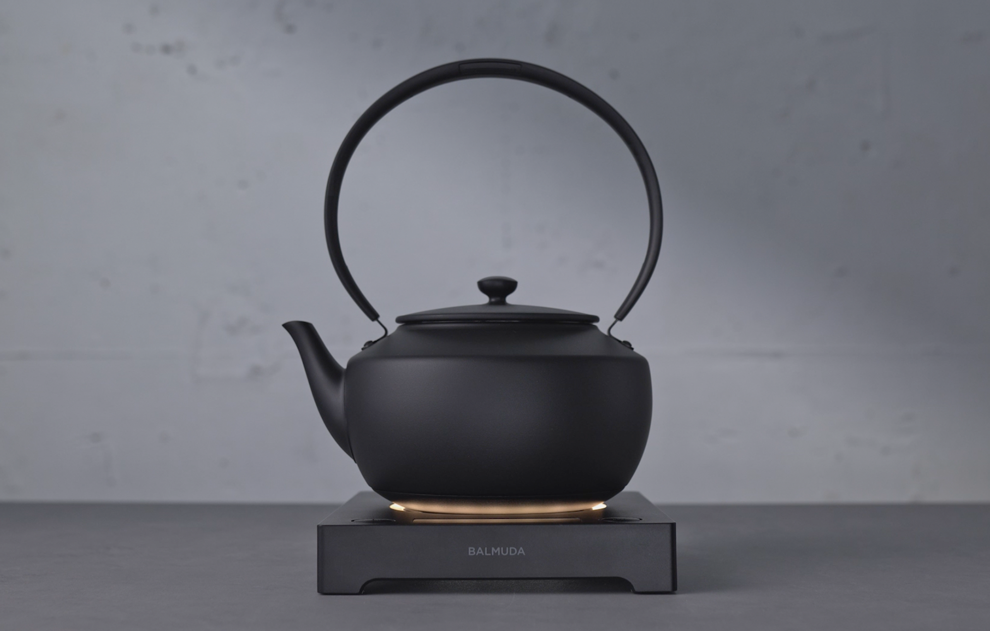 Amazon.com: BALMUDA MoonKettle | Electric Kettle with Temp Control