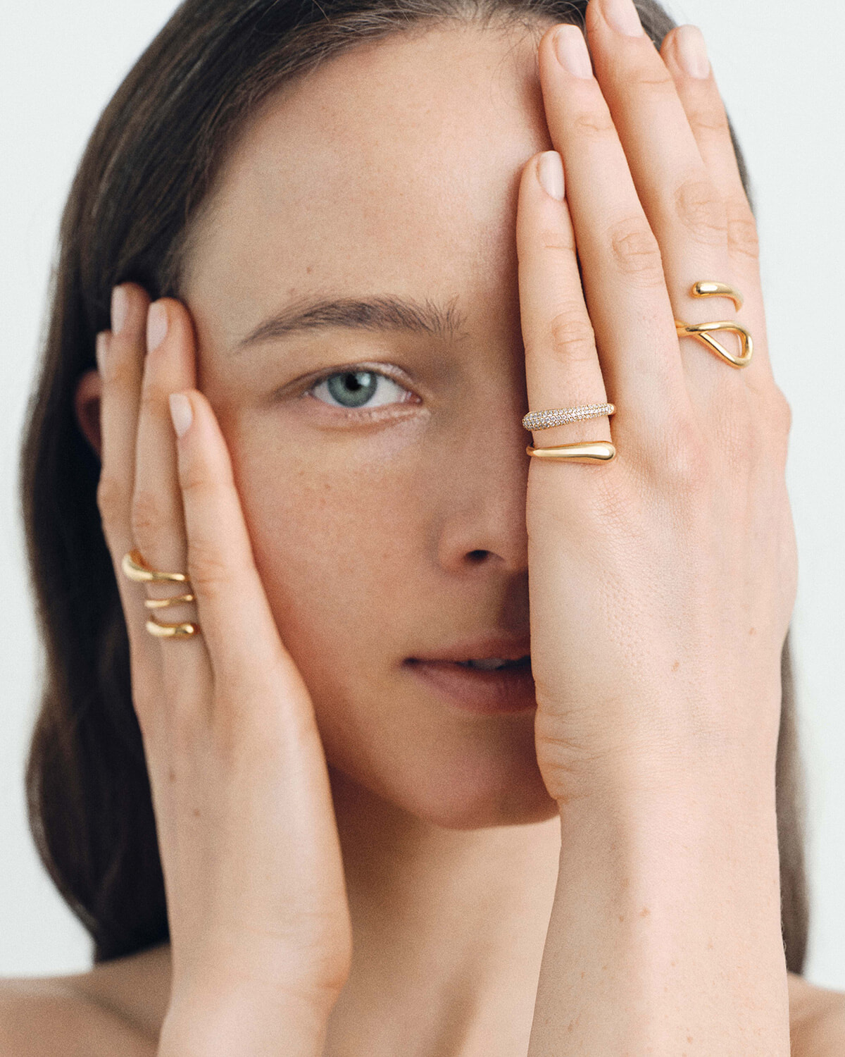 ジョージ ジェンセンのアイコニックなコレクションに、新作が仲間入り