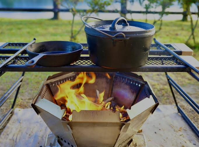 本音レビュー】Mt.SUMIの焚き火台「Bud Bonfire」の使い心地は？｜しら