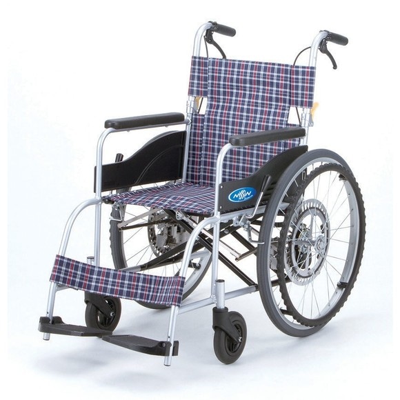 2月中旬以降順次出荷】【超売れ筋】介助用車椅子NEO－2 背折れ式