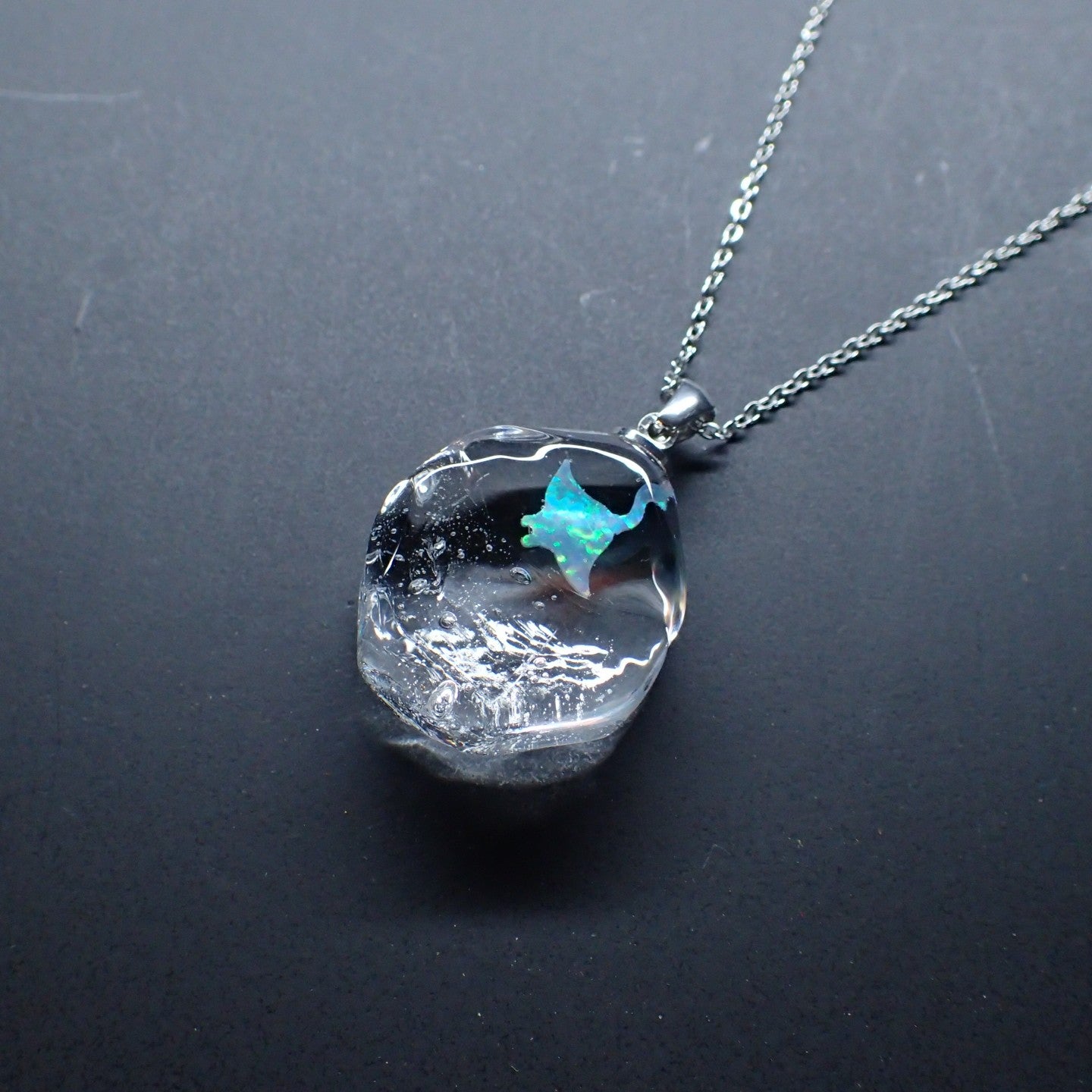 オーシャン」ガラスペンダント/マンタ – 宙フェス夜市