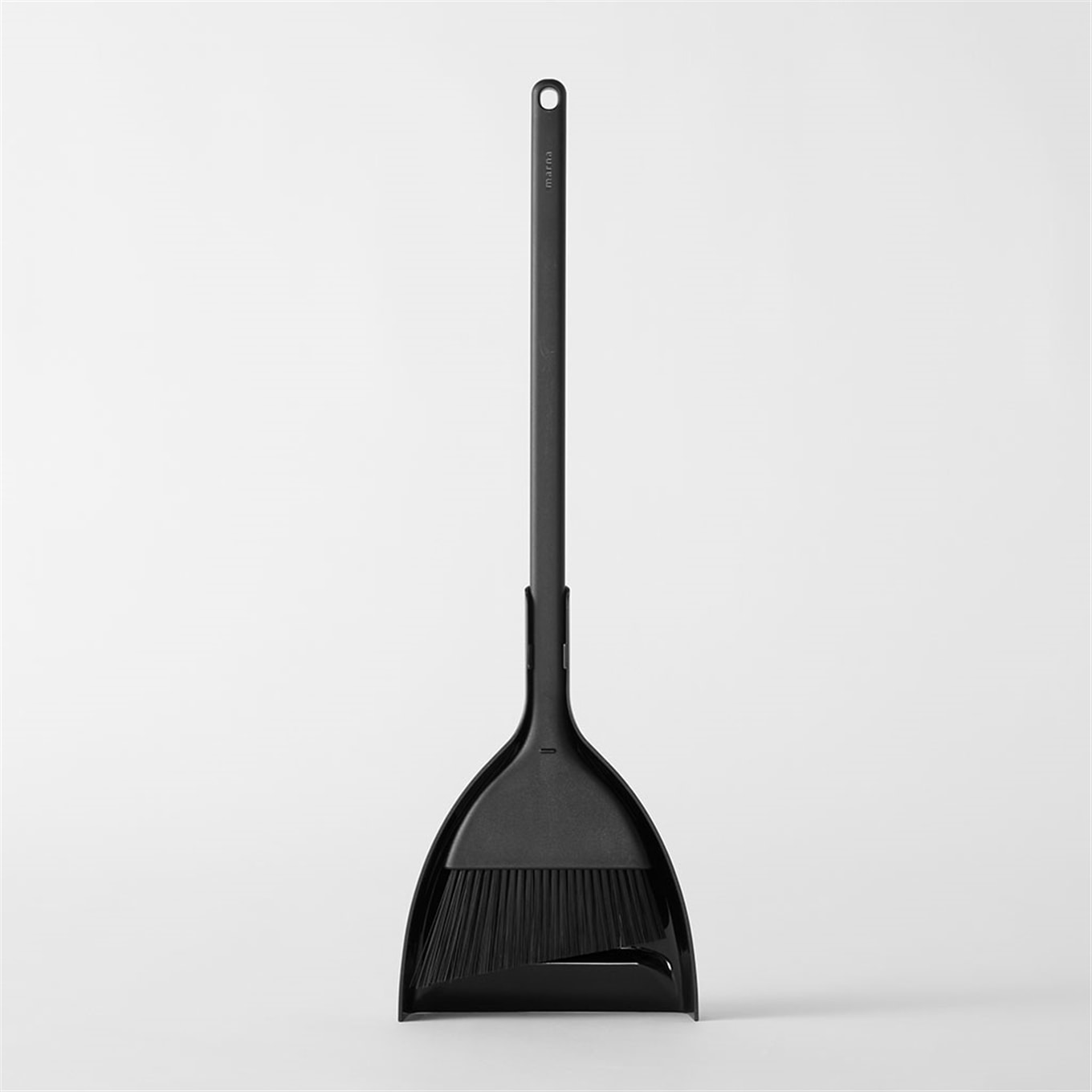 marna】ほうき ちりとり(WEB限定色)(ブラック): そうじ・洗濯｜マーナ