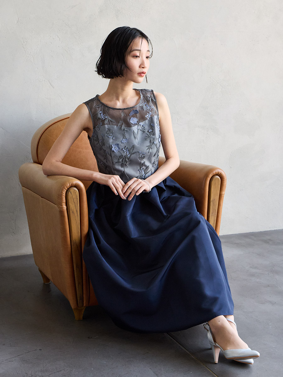 フラワーモチーフ3D刺しゅうフィット＆フレアドレス(M ピンク): AIMER