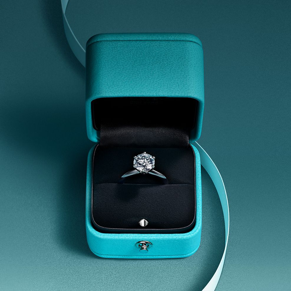 プラチナ ダイヤモンドリング | Tiffany & Co.
