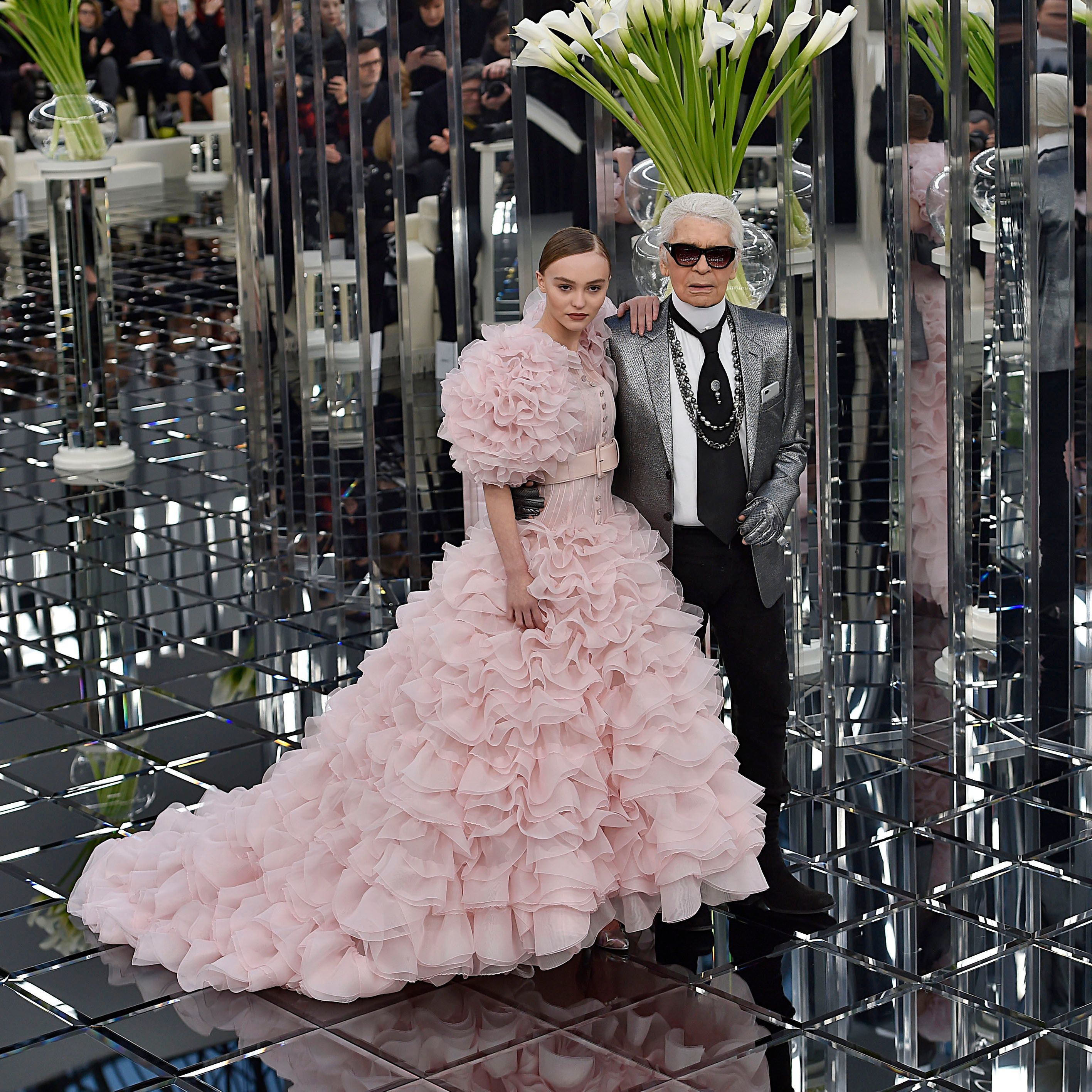 カール・ラガーフェルドが遺した傑作が一堂に集結！ シャネルのオート