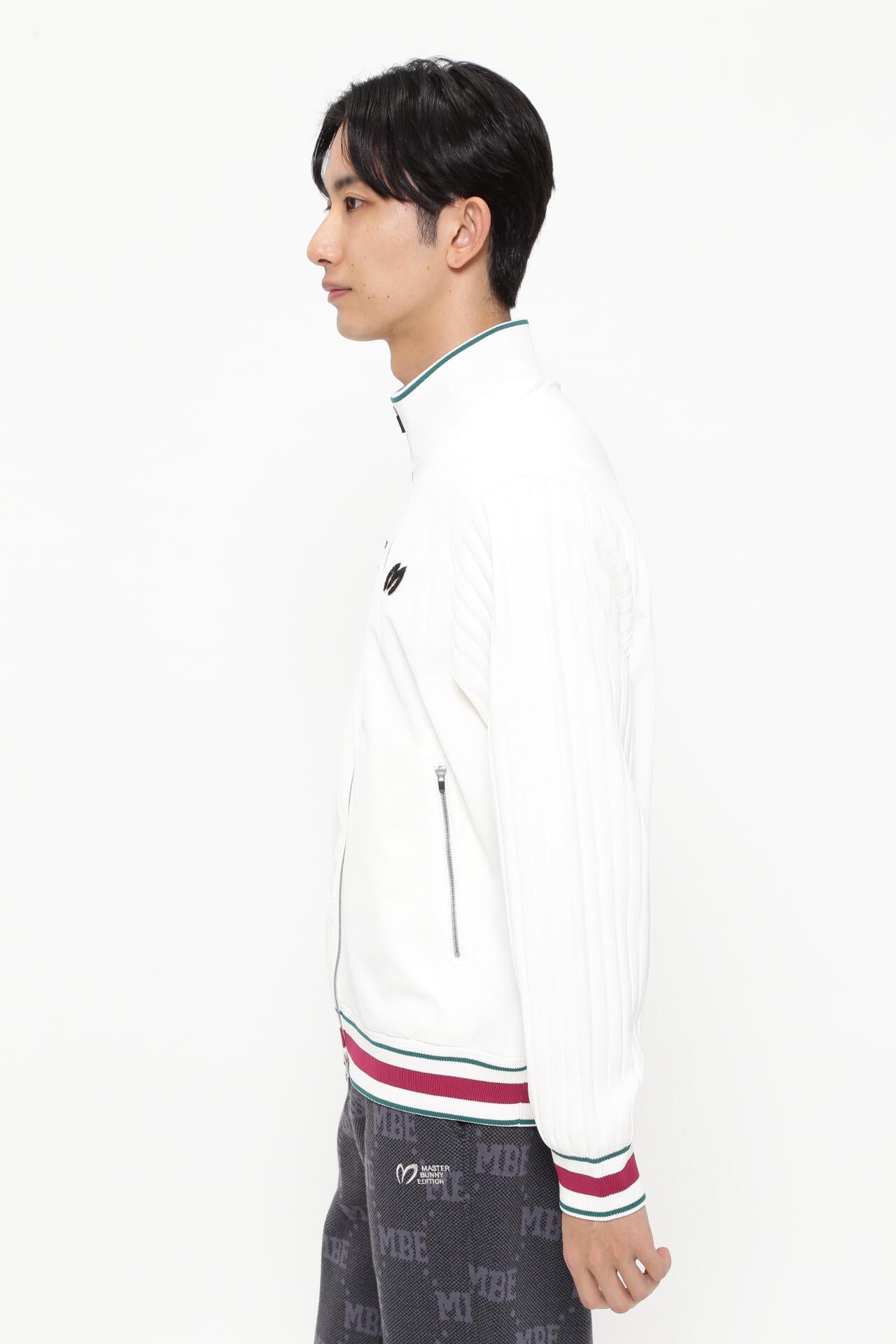 ナイロンリップストレッチブルゾン | MASTER BUNNY EDITION（マスター