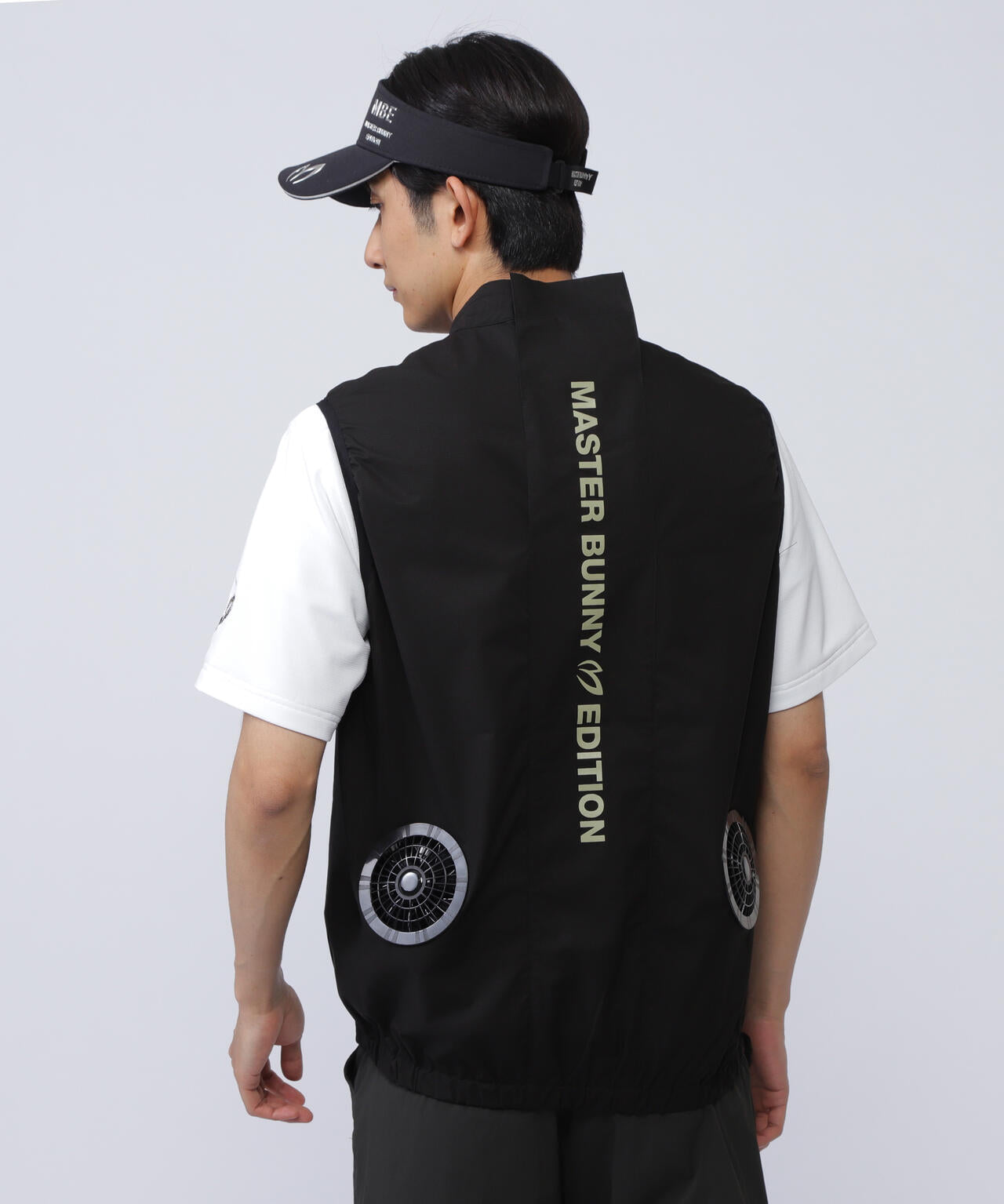 ファンフルジップアップベスト | MASTER BUNNY EDITION（マスター