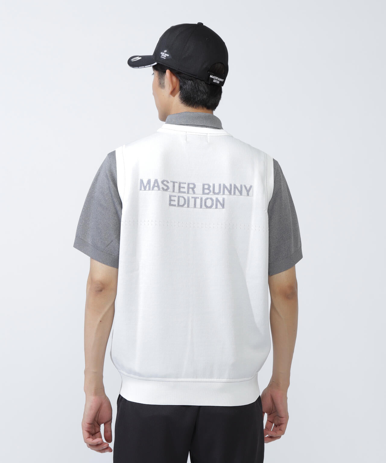 クルーネックニットベスト | MASTER BUNNY EDITION（マスターバニー