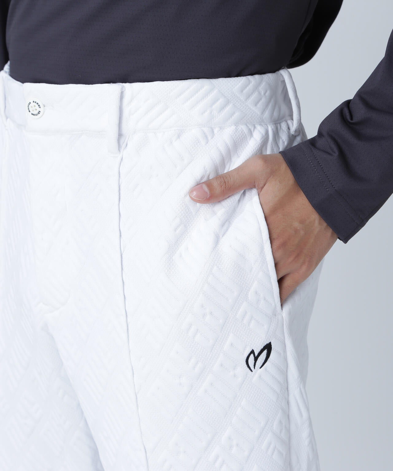 ロゴジャガードストレッチパンツ | MASTER BUNNY EDITION（マスター