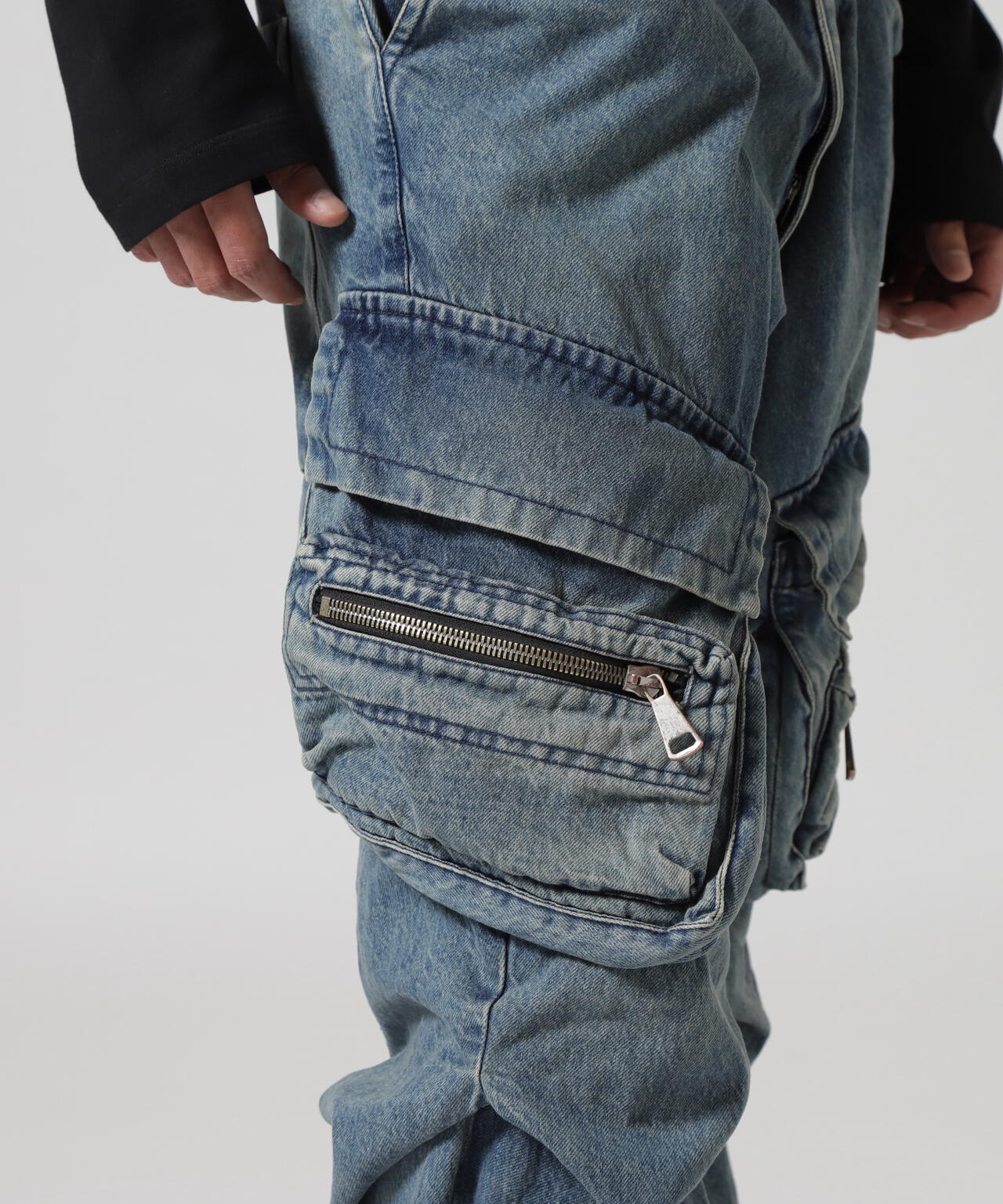 A.F ARTEFACT/エーエフ・アーティファクト/DENIM CARGO TUCK BAGGY