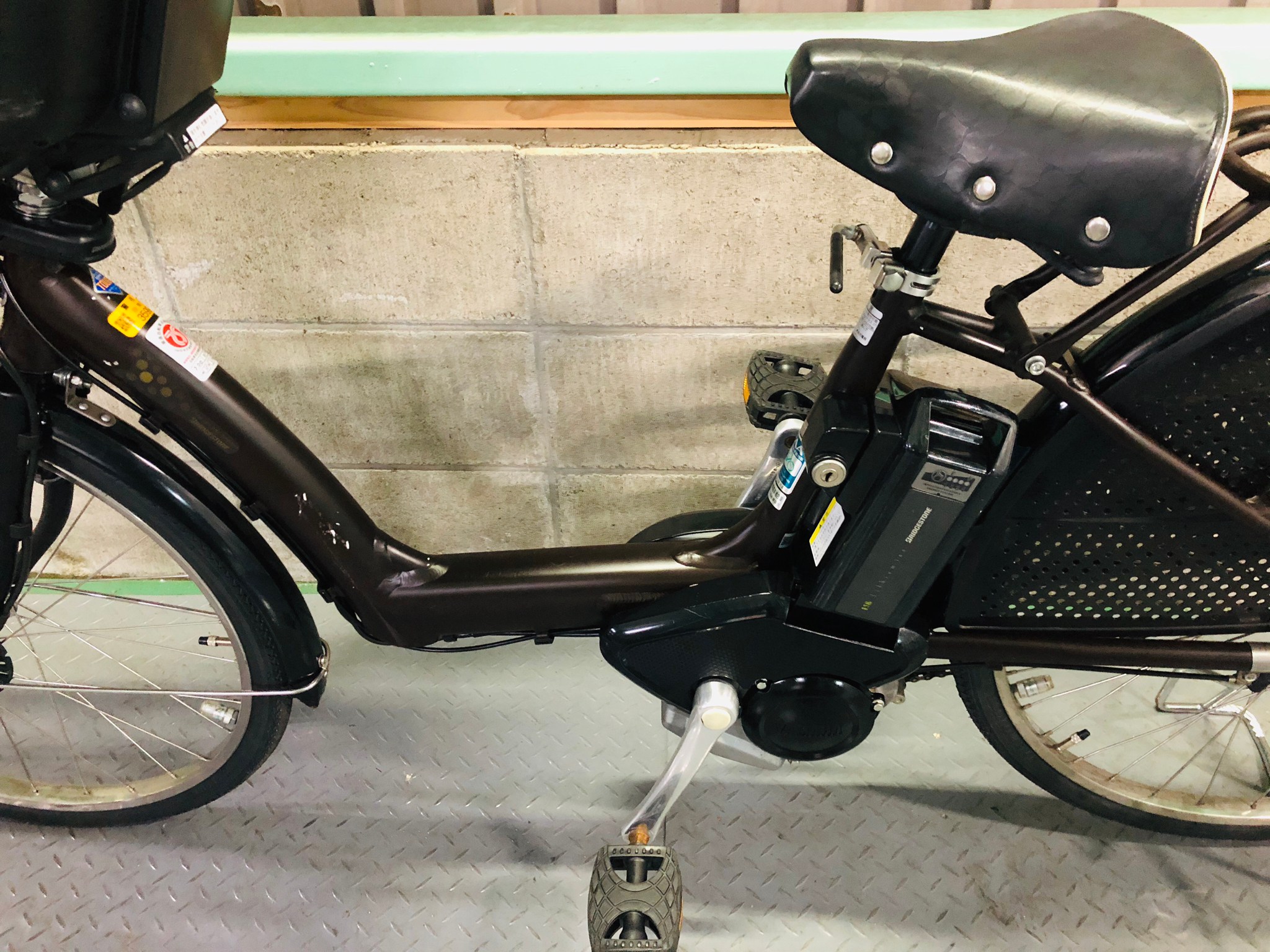 ブリヂストン アンジェリーノプティット e A20L26 20型8.7AH