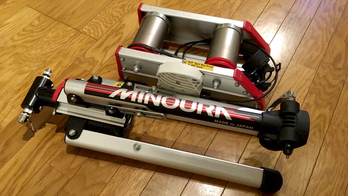 ミノウラ FG540 ハイブリッドローラーを1年半愛用した - クソパンダの