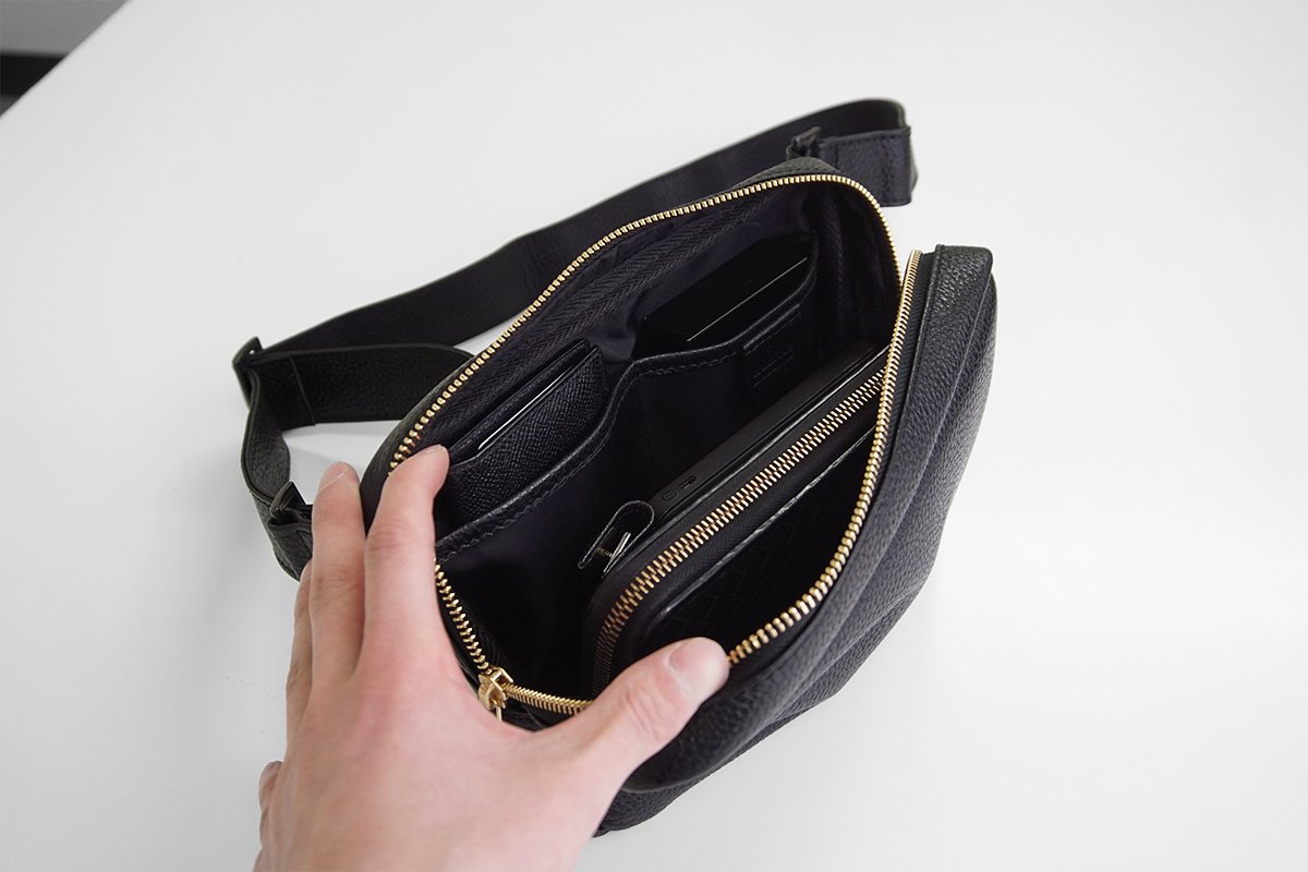 HushTug（ハッシュタグ）からボディバッグが登場！コンパクトながら