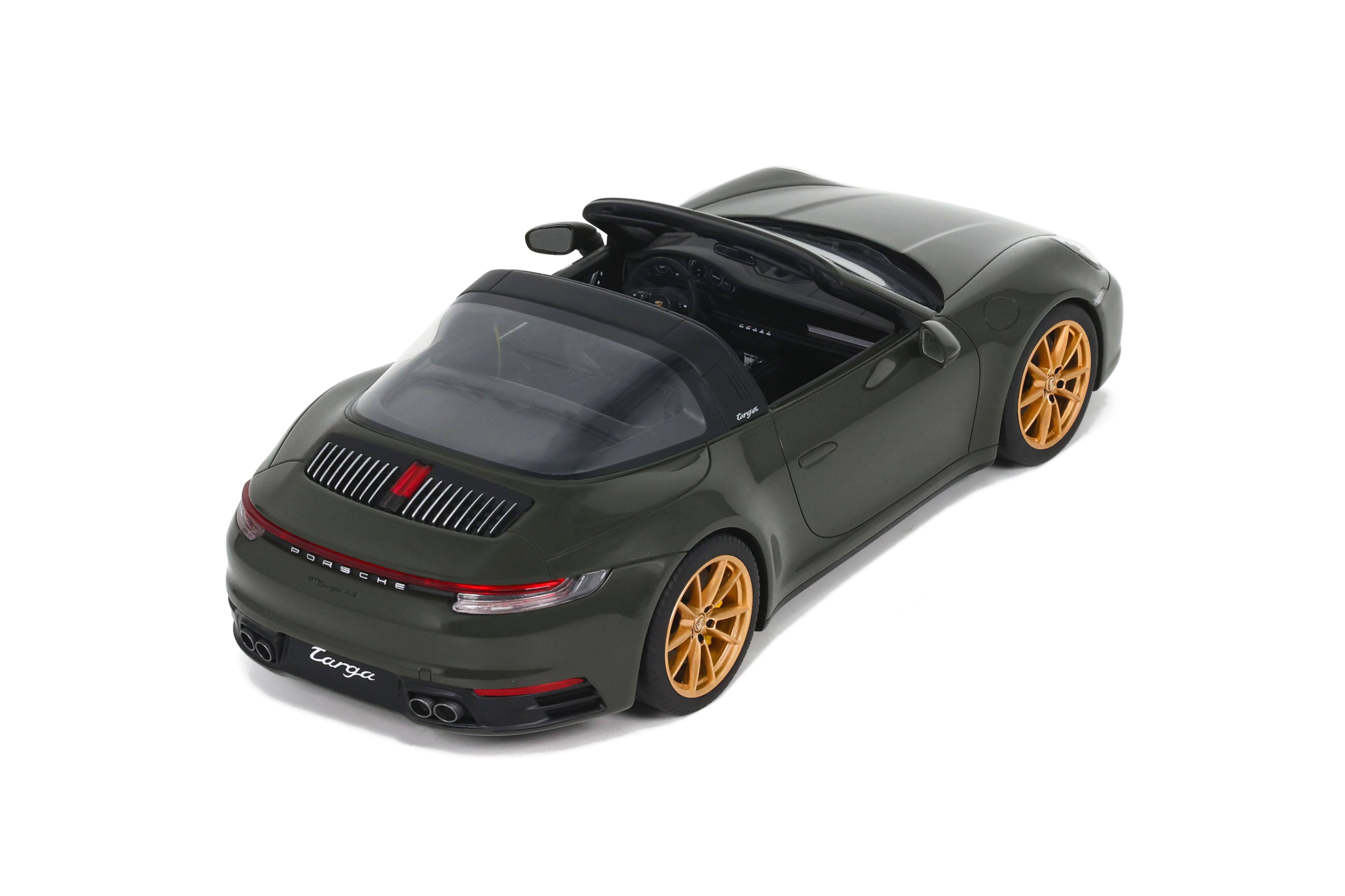 GT Spirit - Porsche 911 (992) Targa 4S (PTS Black Olive Green) 1:18 Sc