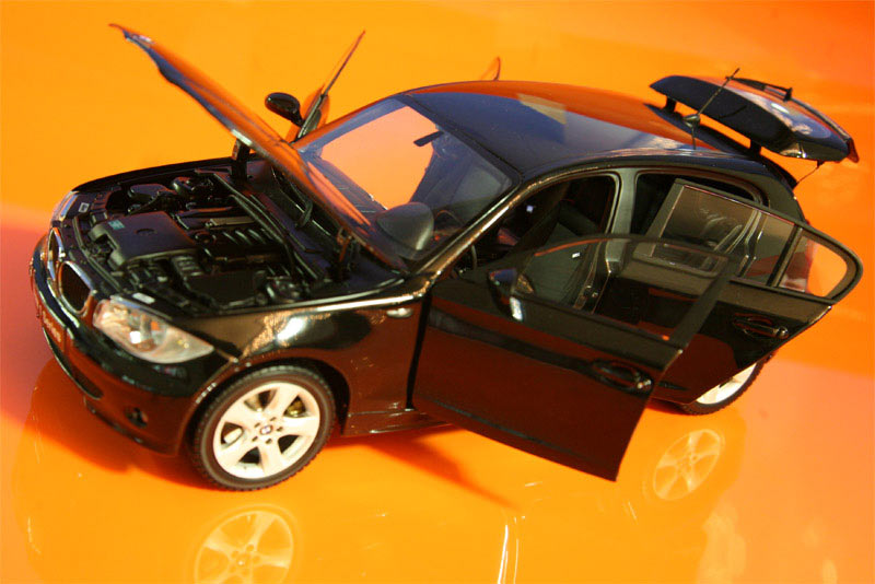 1:18 BMW 120i E87 BLACK (Kyosho, DC08721BK) – купить по низкой