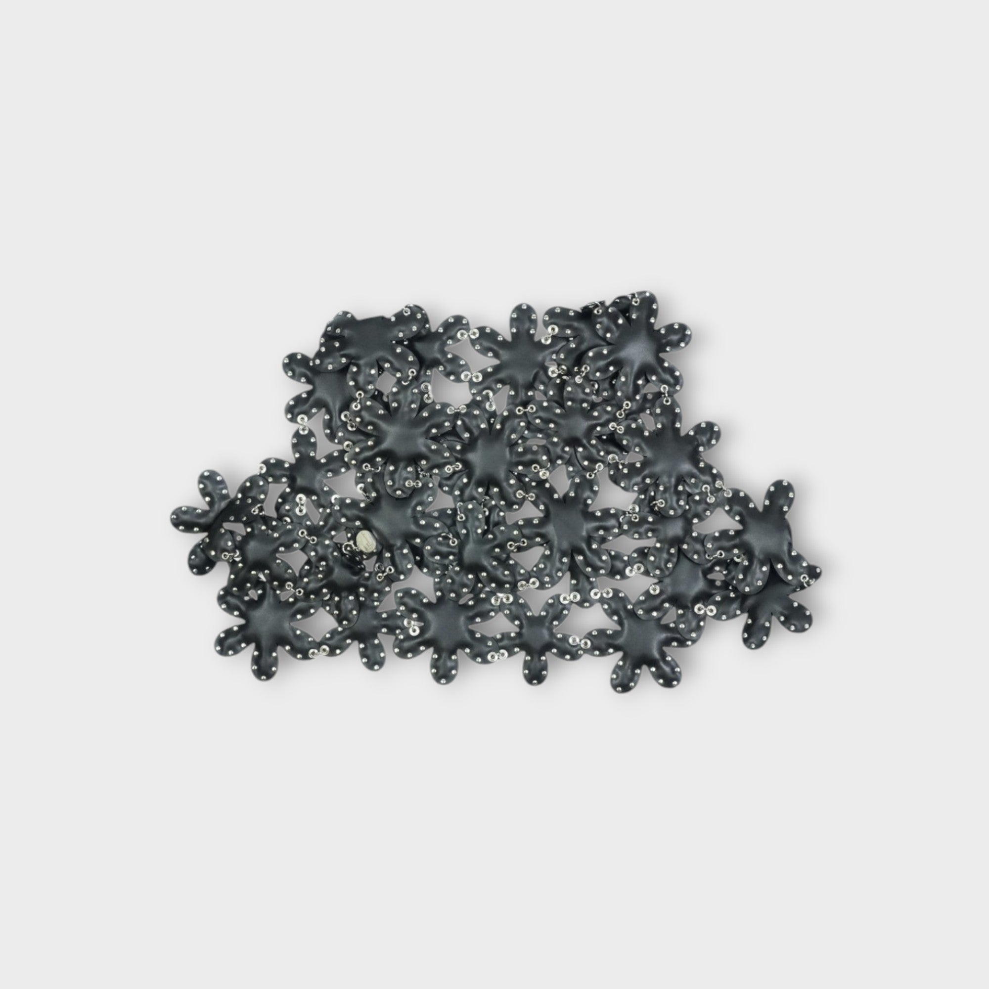 noir kei ninomiya flower harness – mou by ACROPOLIS