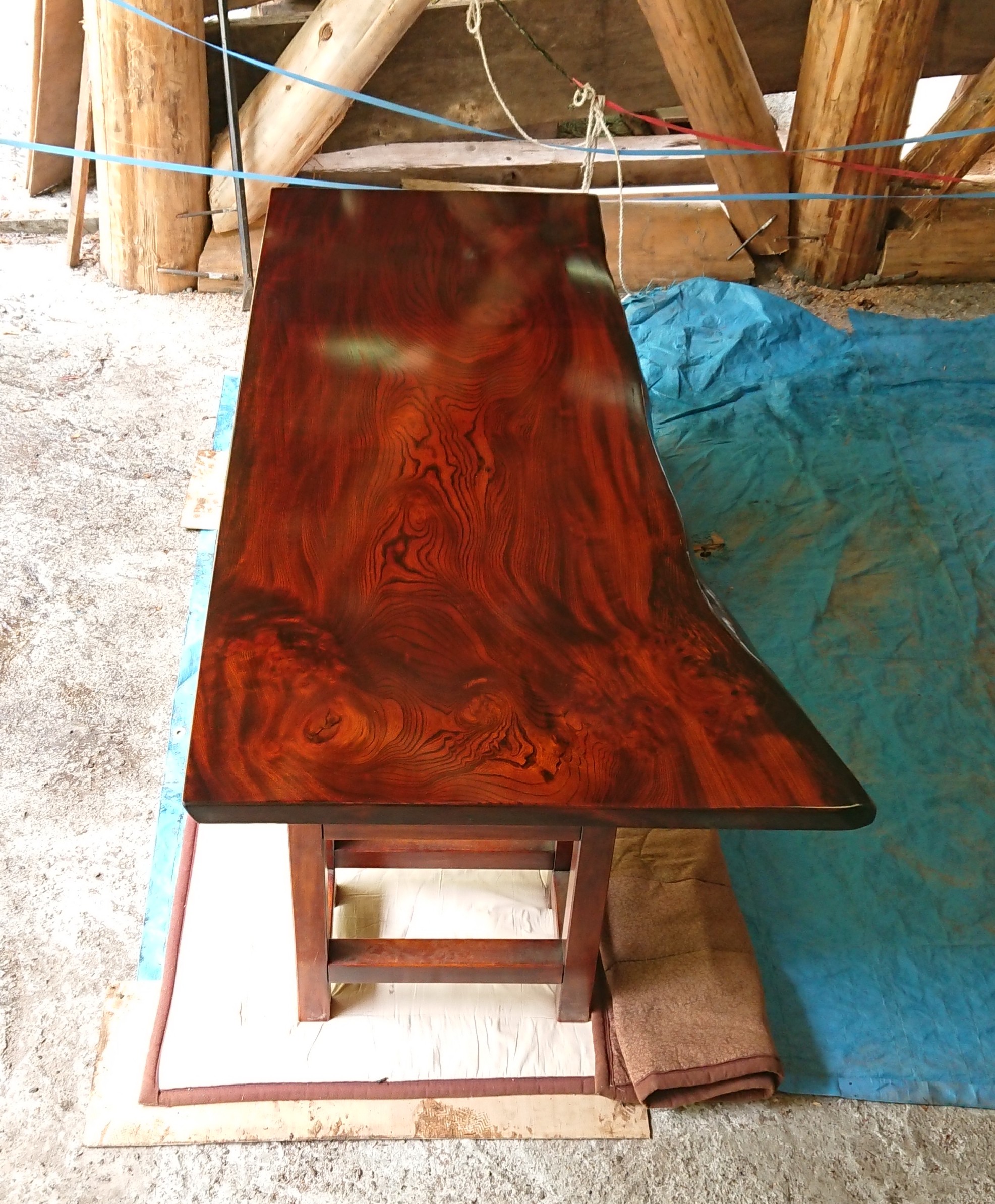 無垢材一枚板ダイニングテーブル、ローテーブル、座卓のご案内｜無垢