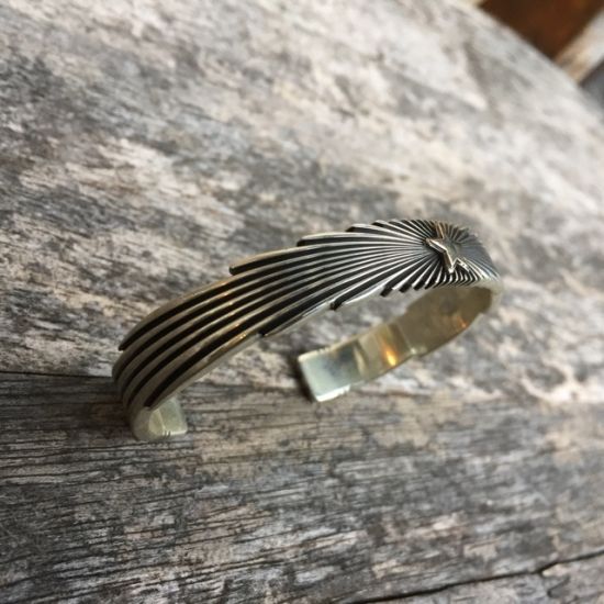 INDIAN JEWELRY - Patricia Bedonie(パトリシア・ベドニー)スター