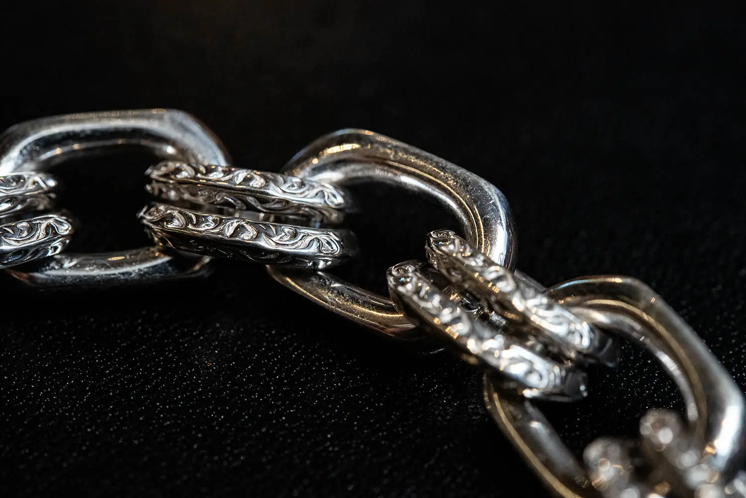 HIDEO MOTOIKE K18メタル付ウエダハンドメイドチェーンブレスレット