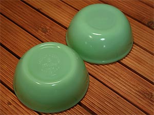 ファイヤーキングとパイレックスの専門店☆アンティークはま太郎--*