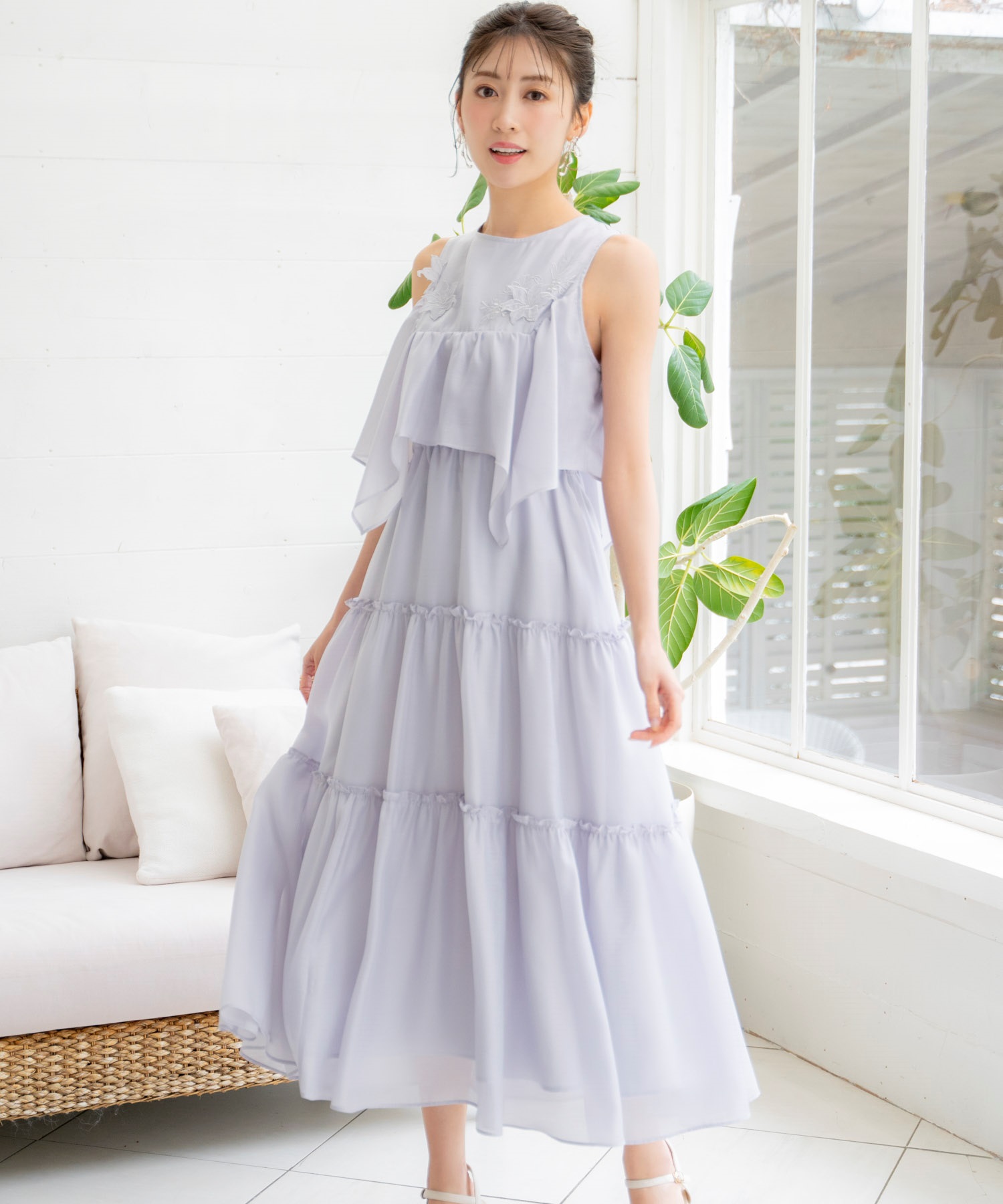 Noela×LANTINAMコラボ】モチーフ刺繍カラーワンピース | ロング