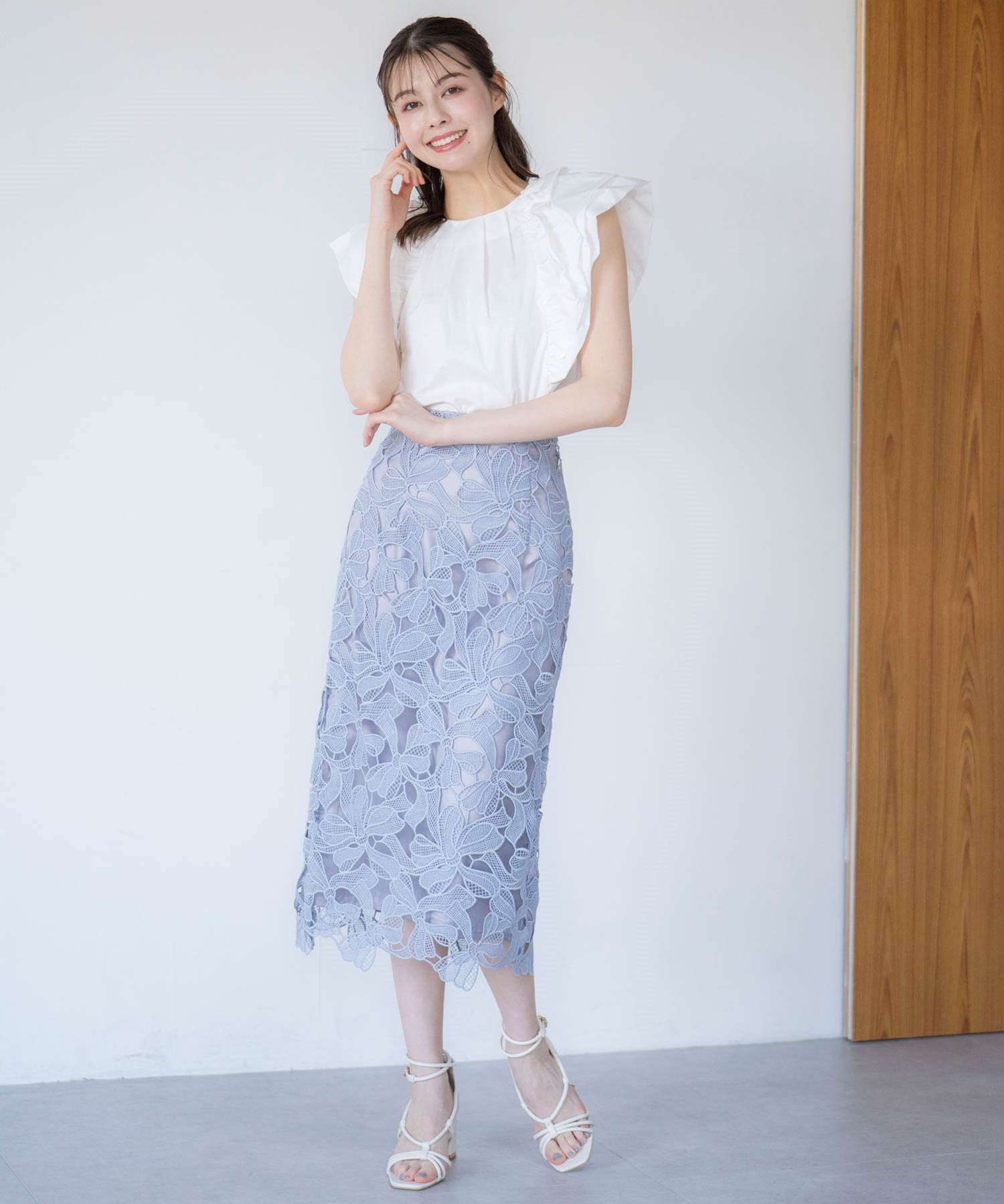 リボンレースナロースカート | タイトスカート | NOELA OFFICIAL WEB STORE