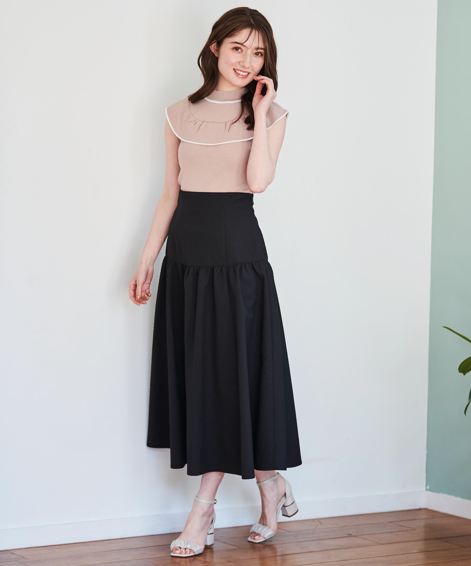 エンボススカート | フレアスカート | NOELA OFFICIAL WEB STORE