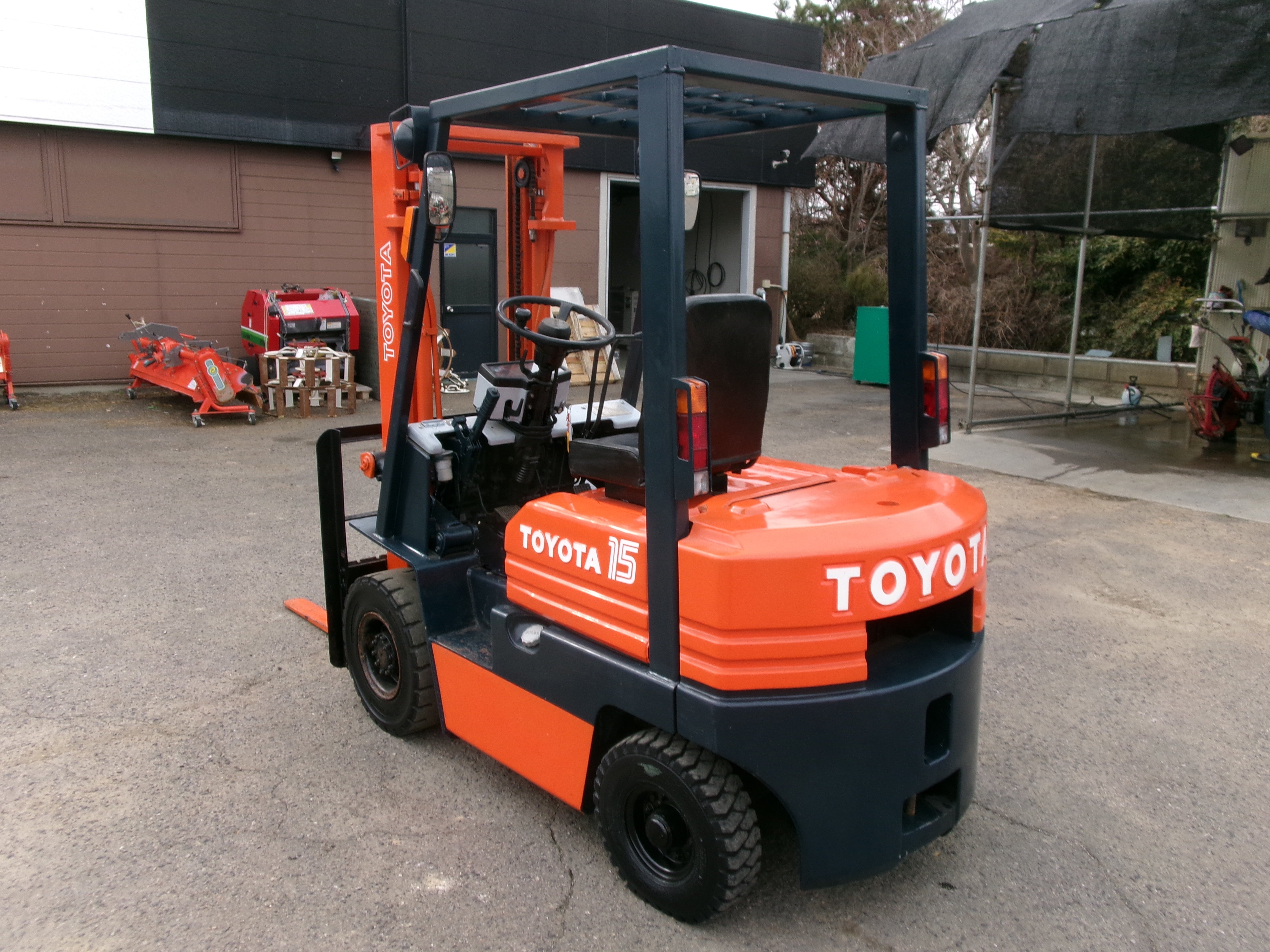 トヨタ 中古 フォークリフト 5FGL15 ガソリン 1.5t 塗装あり – 農キング