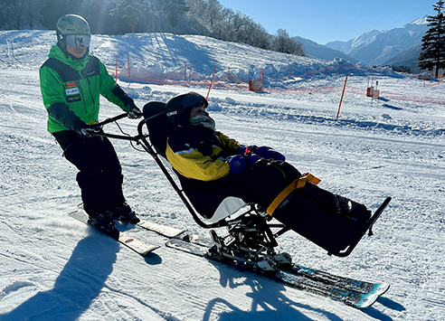 チェアスキー | 障がい者スキースクール・ネージュ