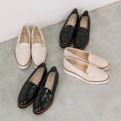 これがレインシューズ!? 人気のデザインにレイン機能を付けた