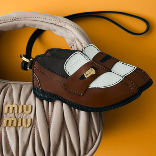 最強開運日に欲しい【ミュウミュウ】新作財布＆カードケース、対象商品