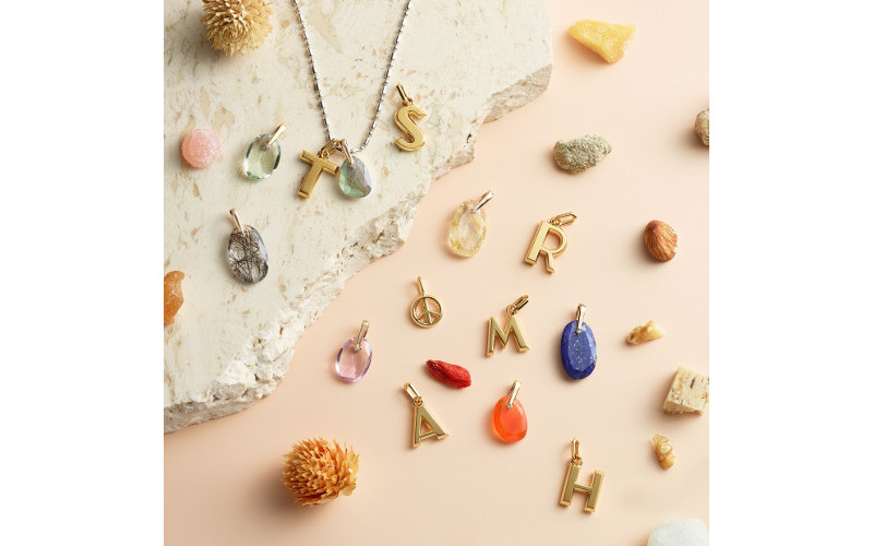 スタージュエリー ガールの新作ジュエリー5選、パーソナルジュエリーや