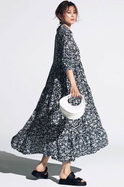 柄ワンピでも子供っぽくならない！ ヴィンテージ風スタイルが叶う