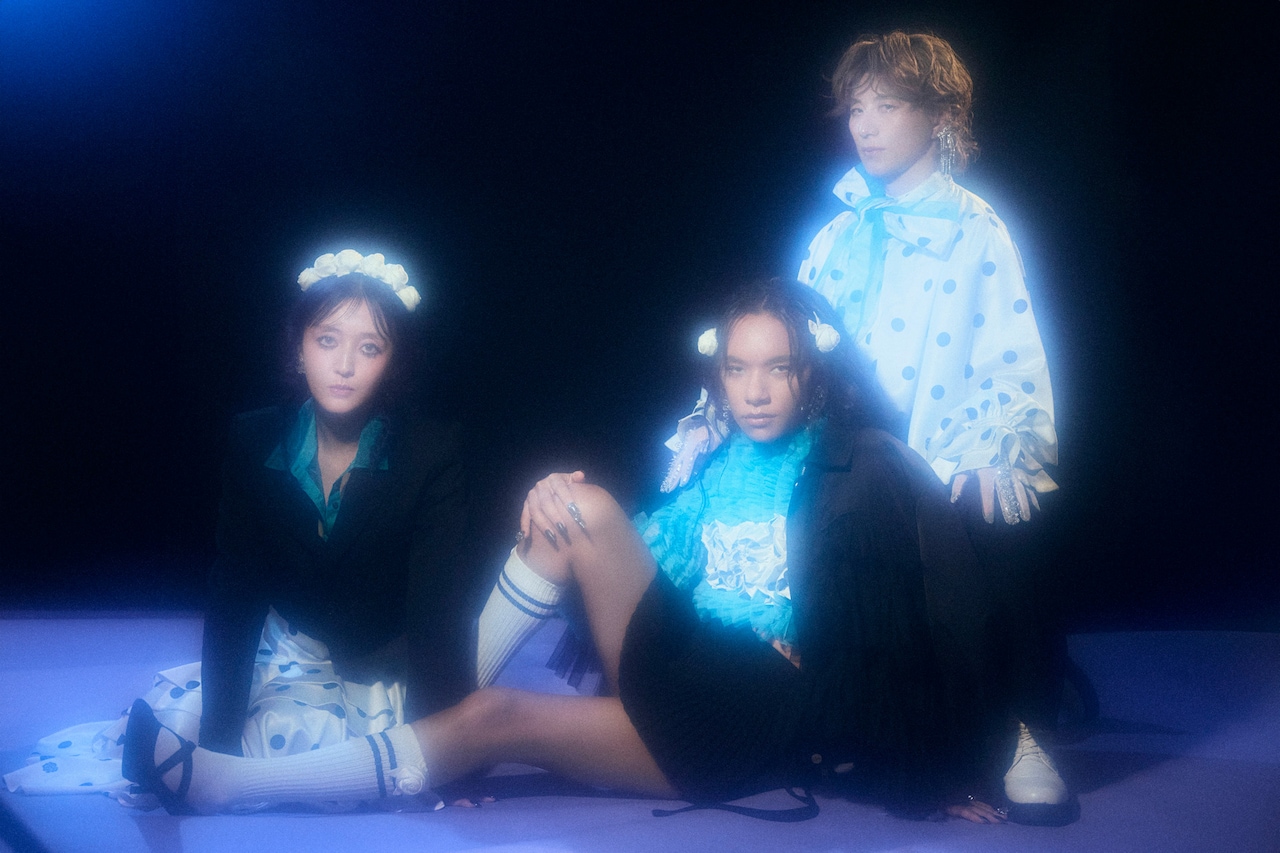 京念願！sukekiyo×伊藤潤二の「うずまき」コラボT登場 - 音楽ナタリー