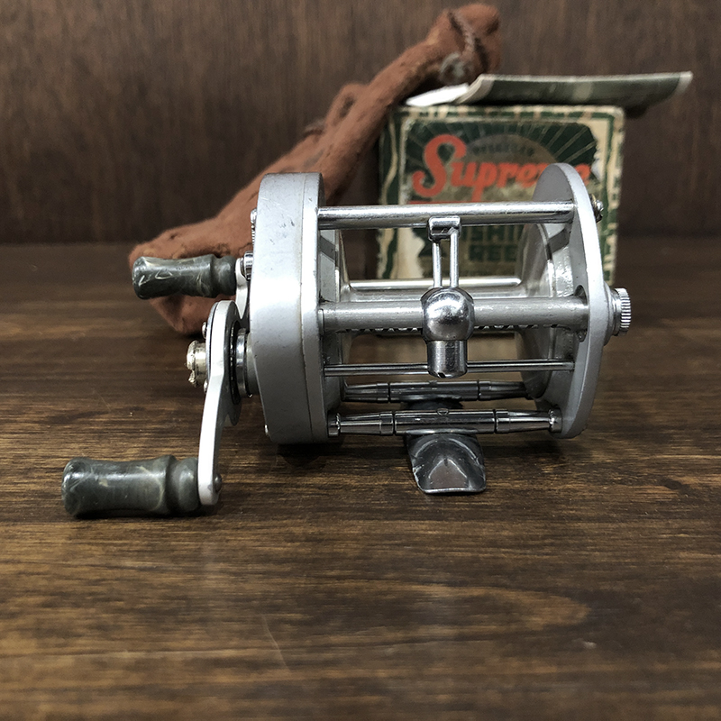 Pflueger Supreme 1573 Direct Bait Reel With Box Pouch Paper