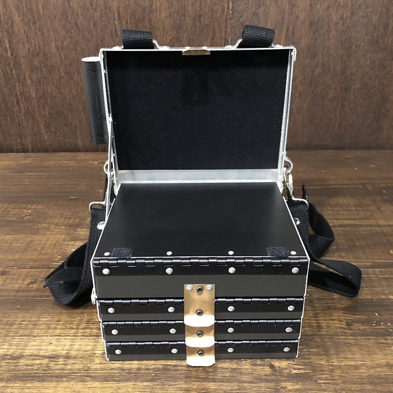 Richardson Chest Fly Box 4tray Mat Black Finish Mint リチャード