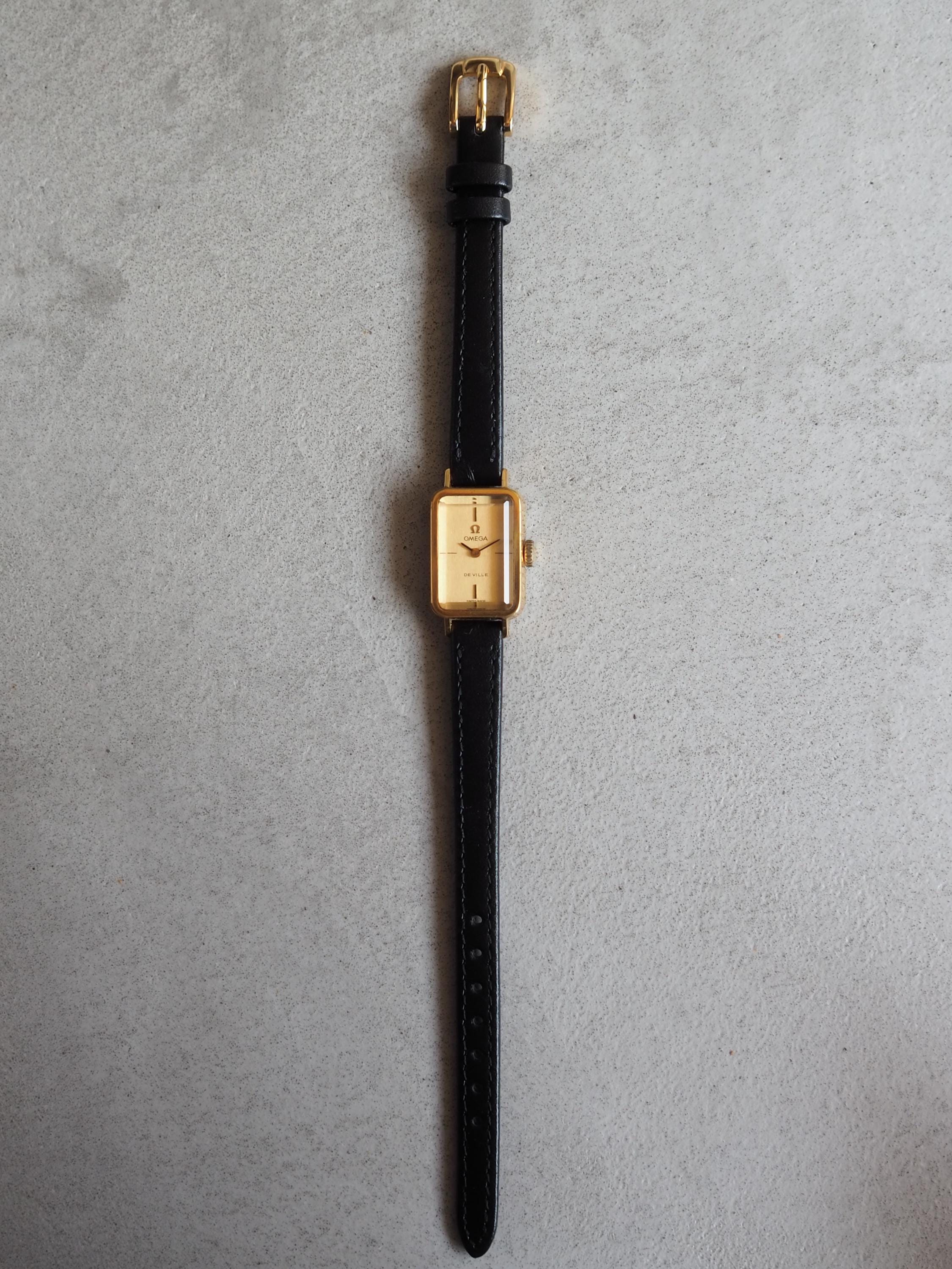 OMEGA オメガ DE VILLE デビル スクエア ウォッチ 腕周り ゴールド