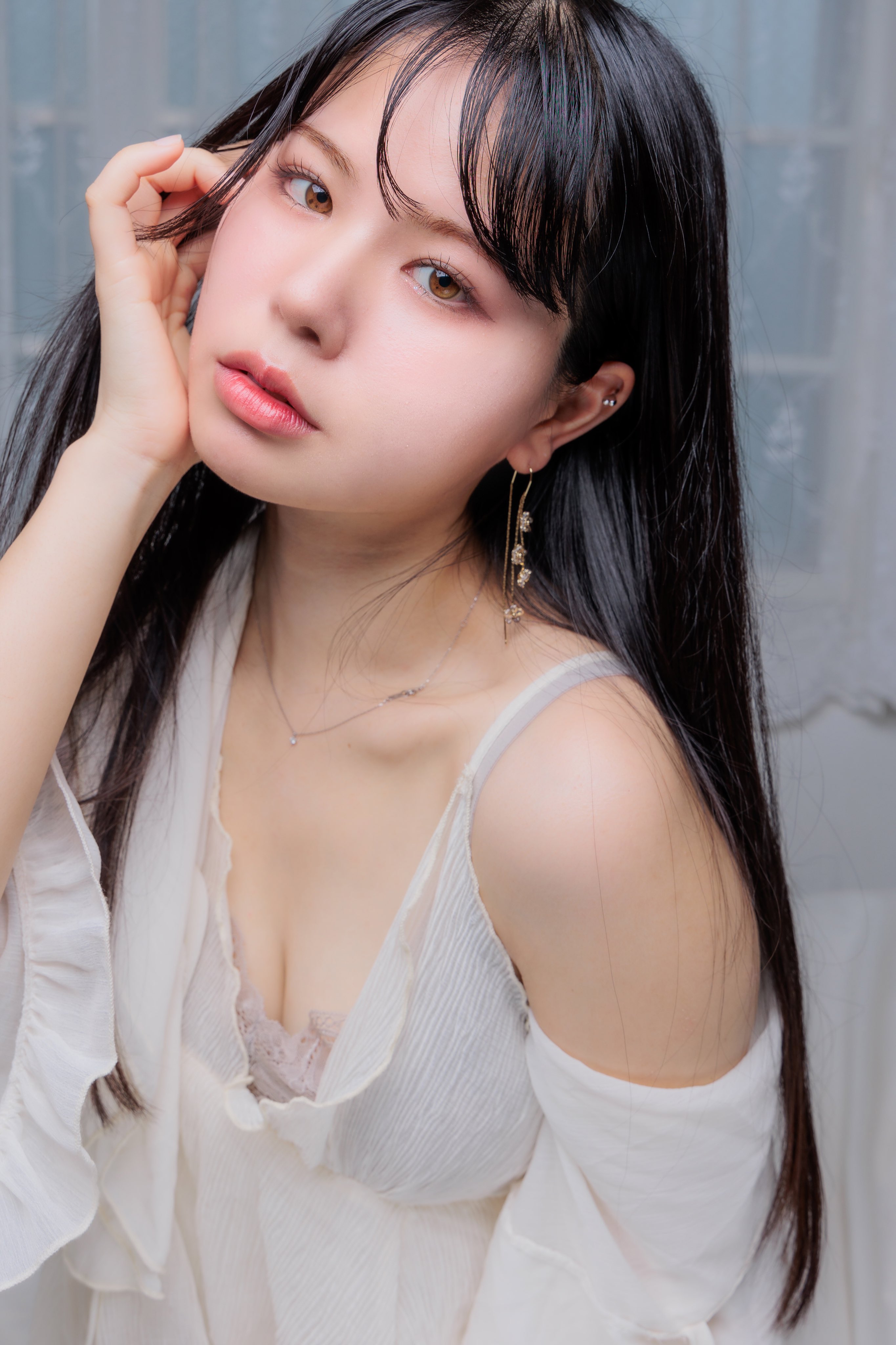 千夏（ちなつ） | 福岡ポートレート撮影会｜ワンサイド福岡