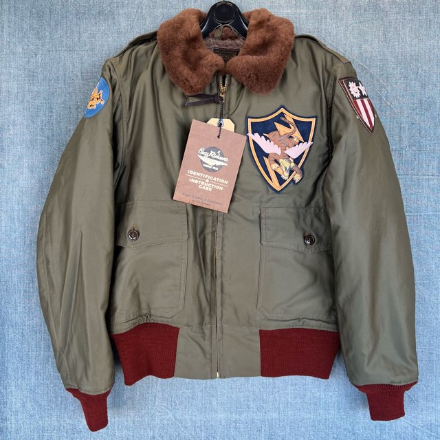 バズリクソンズ・フライトジャケットの定番と言っても良いB－10