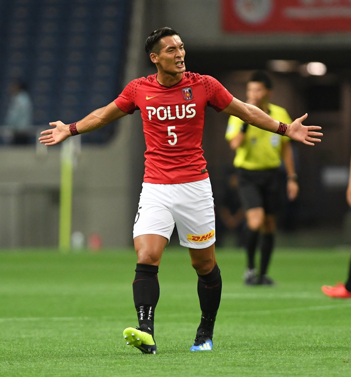 浦和レッズ DF 槙野智章 選手 着用スパイクは アディダス 『エックス