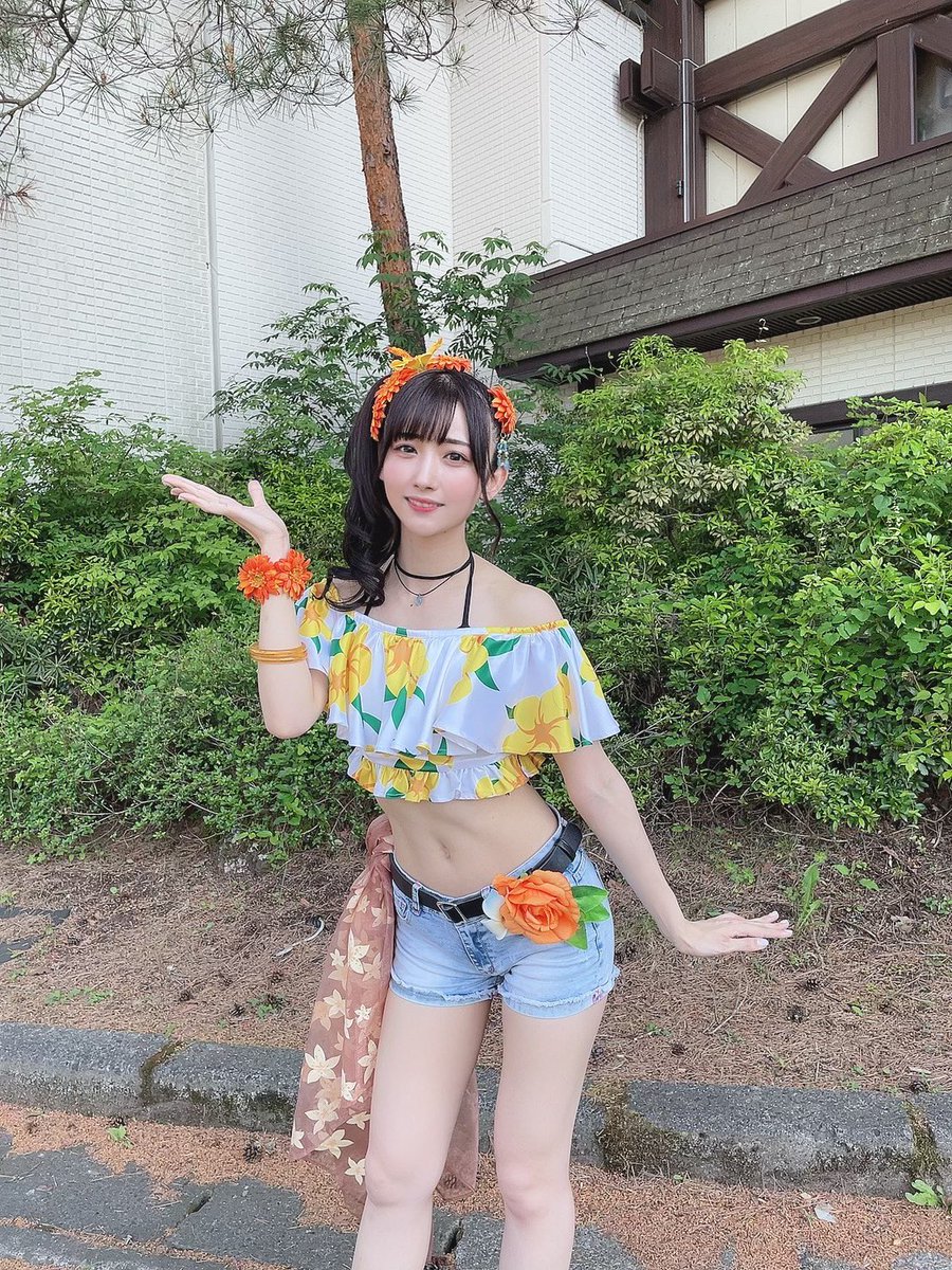 おはようございます…🎈*ﾟ (新曲『OMG』のサビのポーズをちょっとやっ