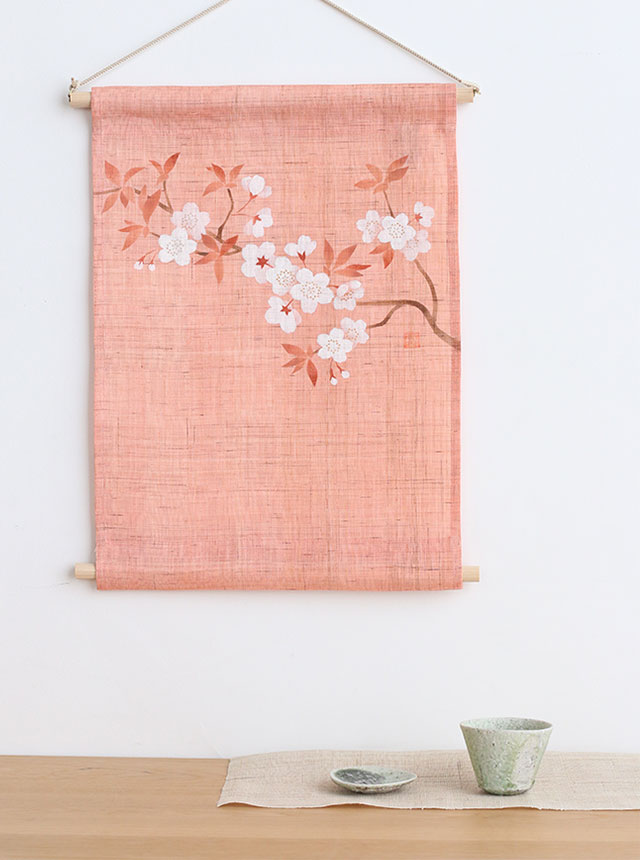 十二ヶ月のタペストリーができました。 カレンダーのように毎月飾り