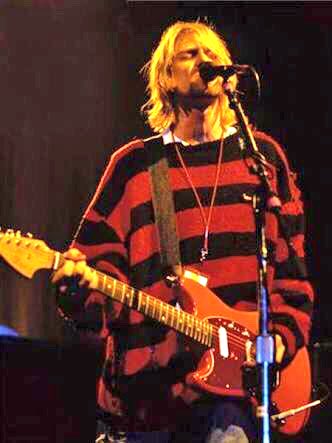 俺が冬場に赤黒のボーダーニット着るのはカート・コバーンに憧れているから