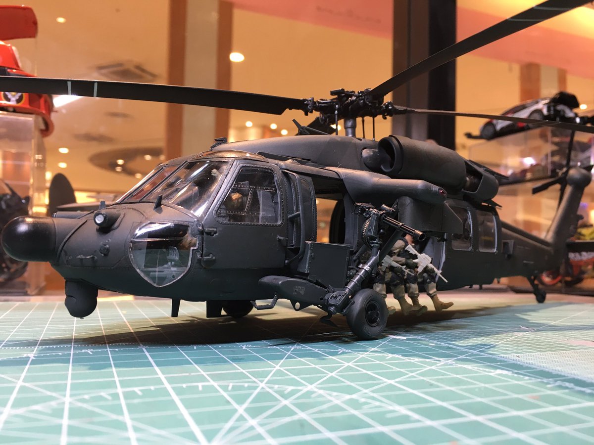 キティホーク 1/35MH-60ブラックホークの制作 その8 ライブレジン製の