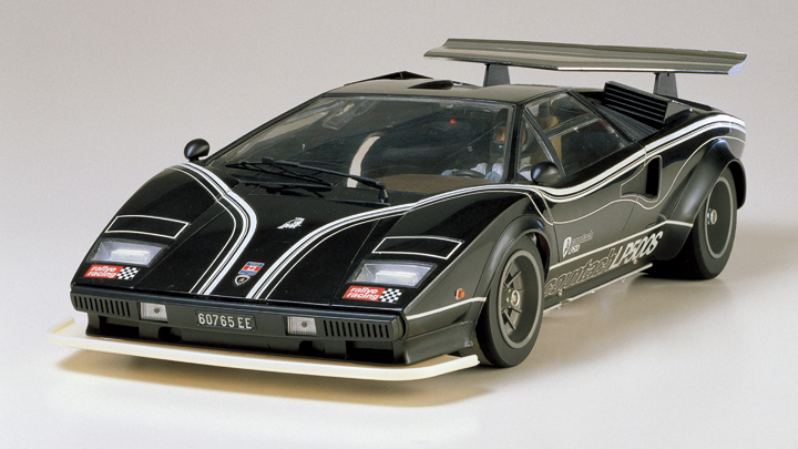 タミヤラジコン カウンタック ビンテージ サーボ、受信機 無断変速付き