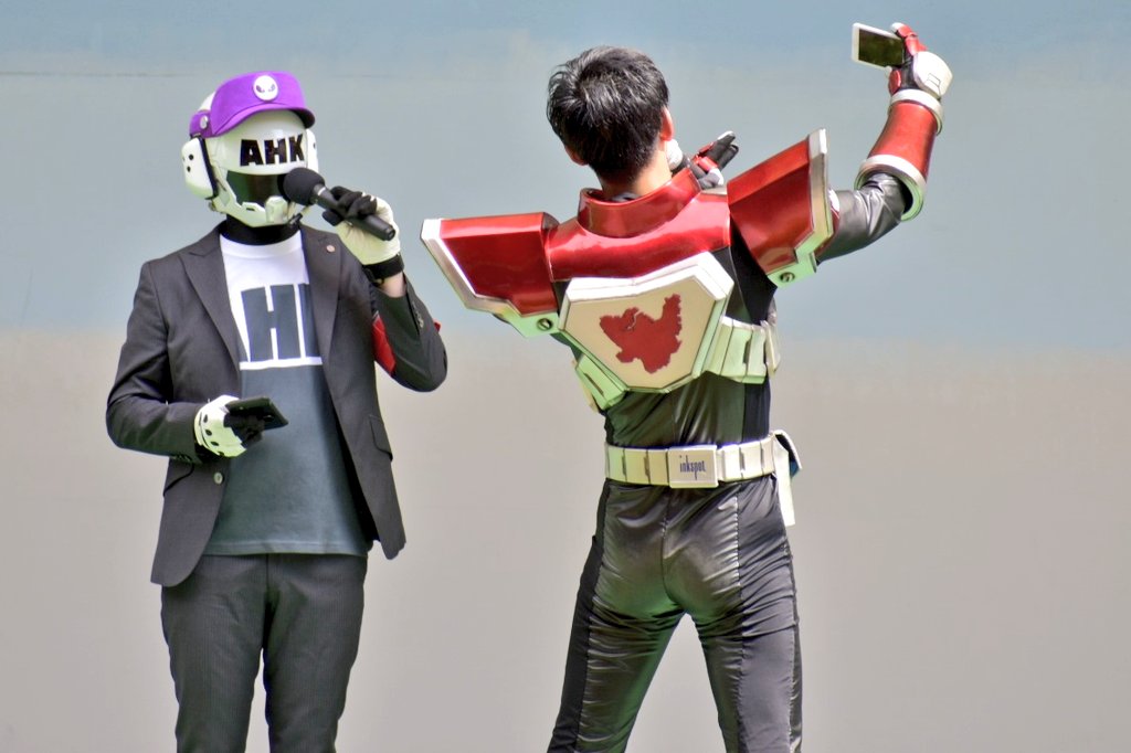 キタキュウマン マスクオフ(イケメンモード)📱 かしいかえんドゲン