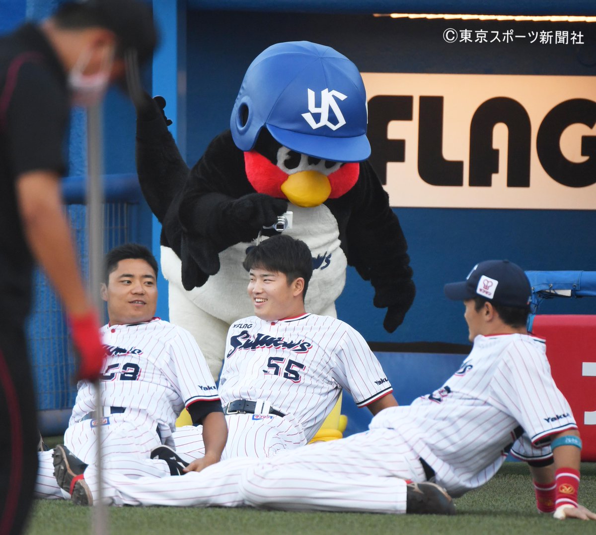 ヤクルトスワローズ 村上宗隆 ユニフォーム 新人王記念 つば九郎