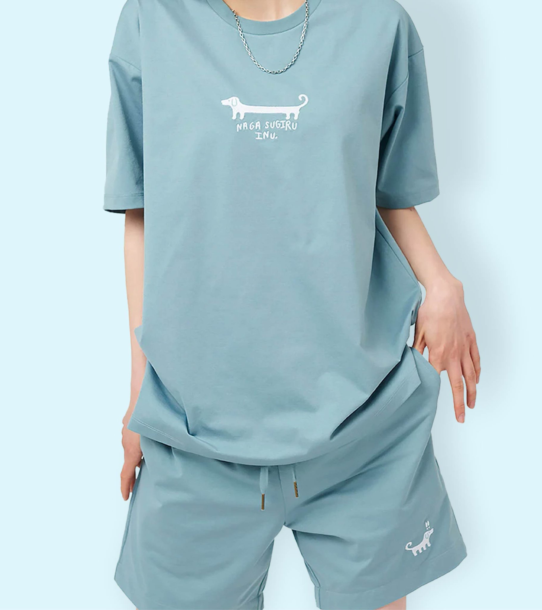 On オングラデーション Tシャツ & ショートパンツ セット入手困難